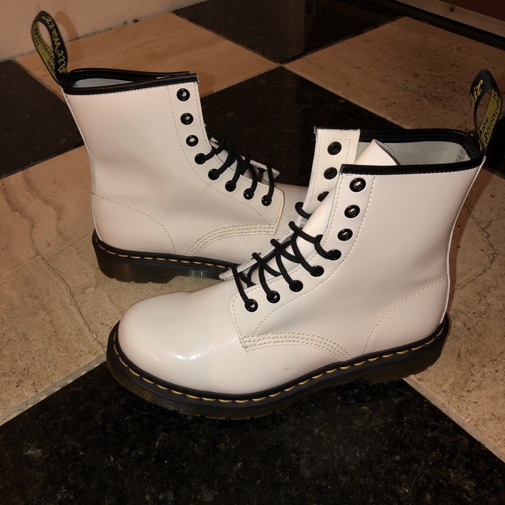 Dr.Martens white patent brand new!!